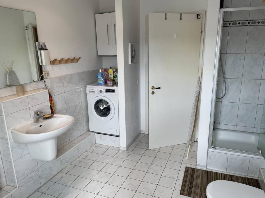 105Qm-3-Raum, Zentral, Ruhig, Gemuetlich Apartment Leipzig Bagian luar foto