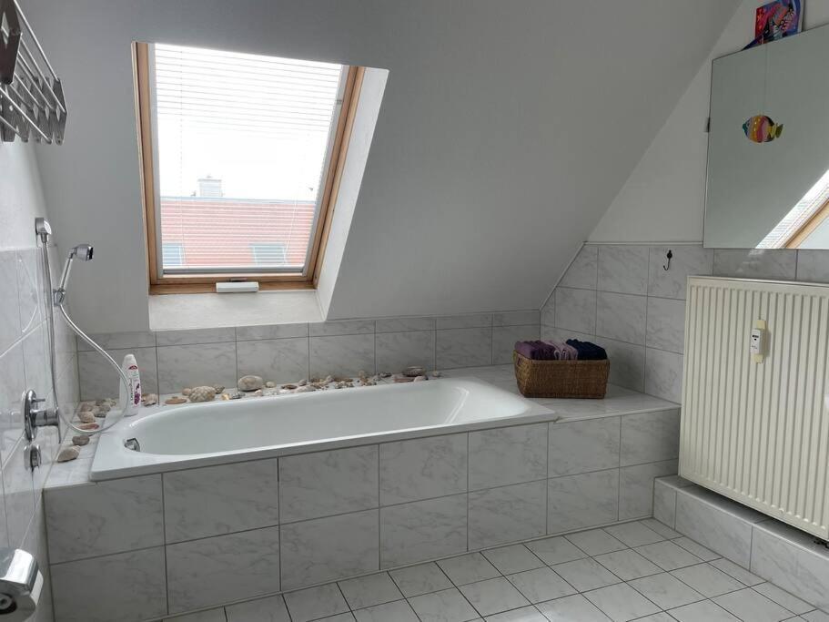 105Qm-3-Raum, Zentral, Ruhig, Gemuetlich Apartment Leipzig Bagian luar foto